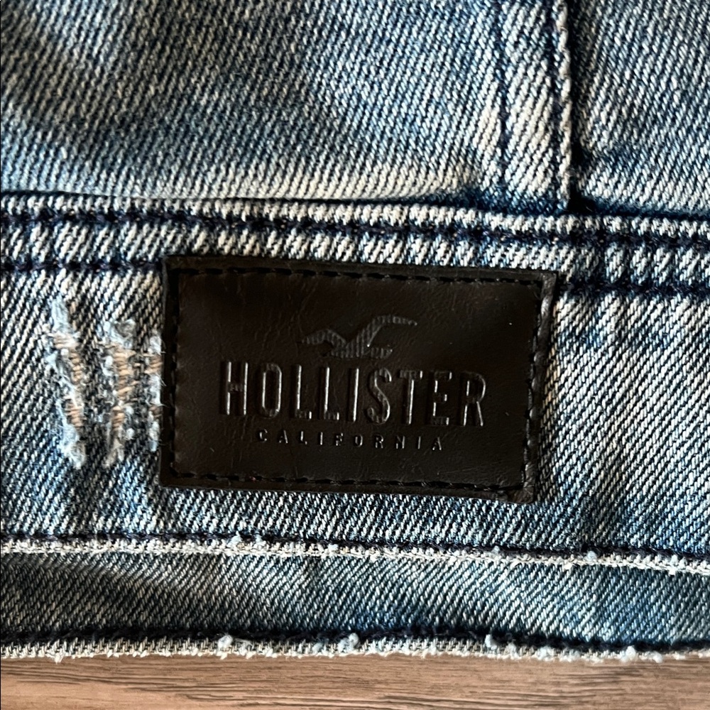 Hollister Light Blue Denim Jacket with Sherpa Lining - Picture 5 of 6